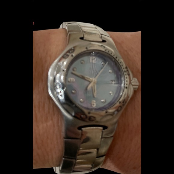 Authentic Women’s Tag Heuer watch. Excellent condition 25mm face - Picture 7 of 14